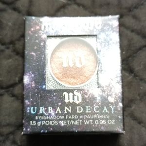 Urban decay moondust in midnight blast